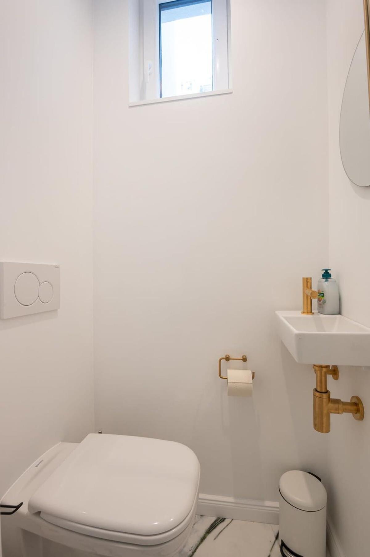 Renovated Art Deco Apartment With Vintage Elements أوستيند المظهر الخارجي الصورة