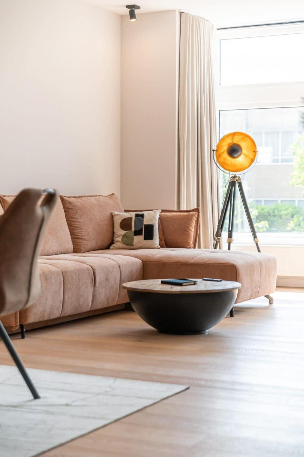 Renovated Art Deco Apartment With Vintage Elements أوستيند المظهر الخارجي الصورة