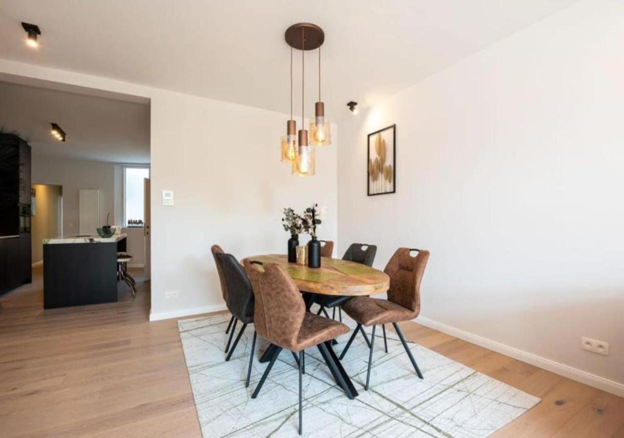 Renovated Art Deco Apartment With Vintage Elements أوستيند المظهر الخارجي الصورة