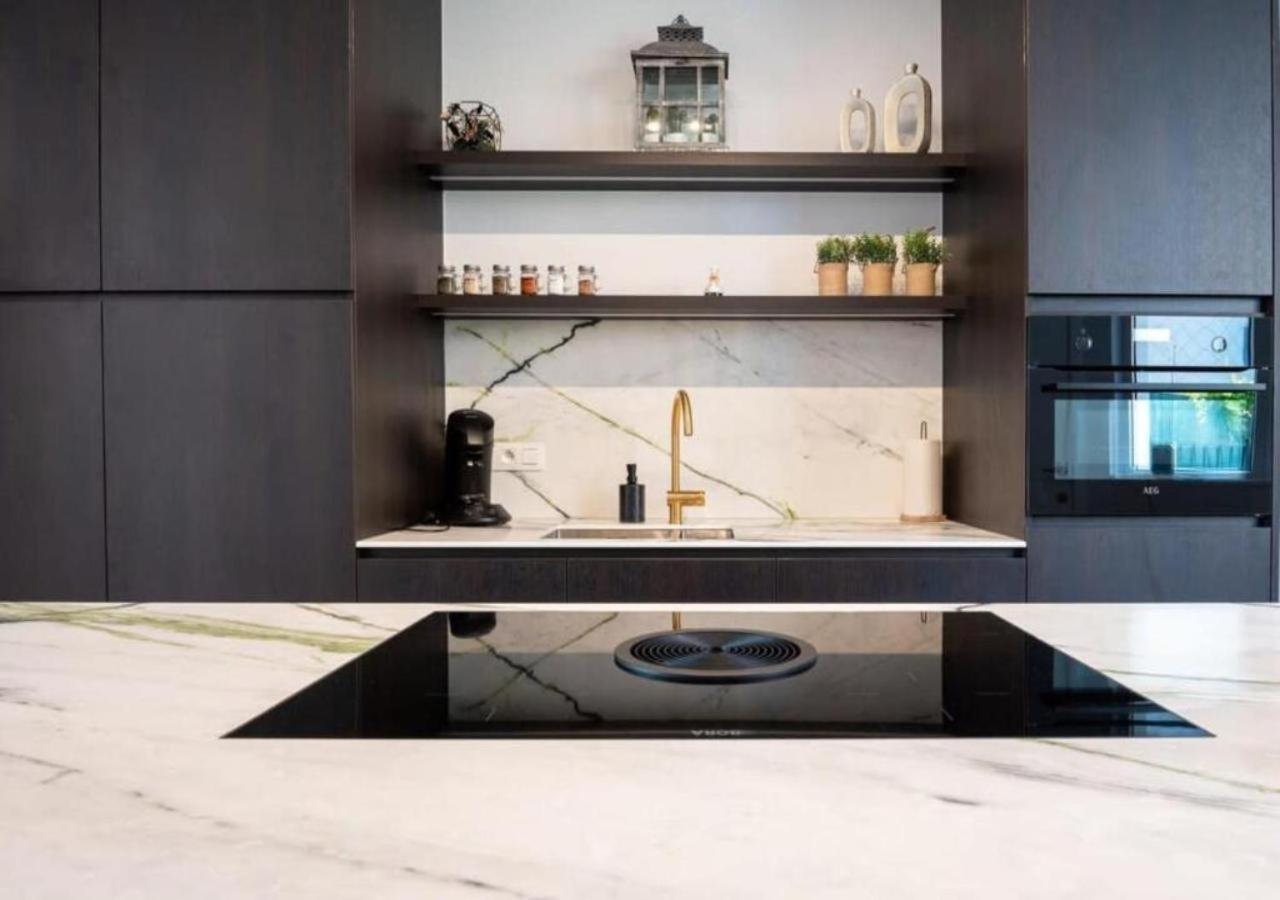 Renovated Art Deco Apartment With Vintage Elements أوستيند المظهر الخارجي الصورة